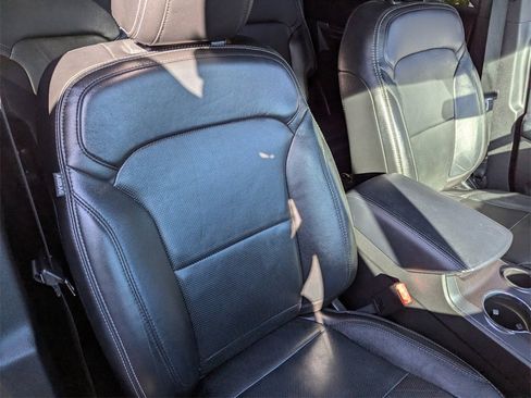 Used 2018 Ford Explorer Limited image 36