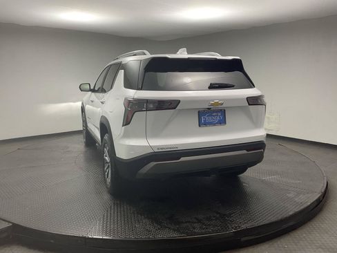 Certified 2025 Chevrolet Equinox LT w/ Convenience Package II FWD image 5