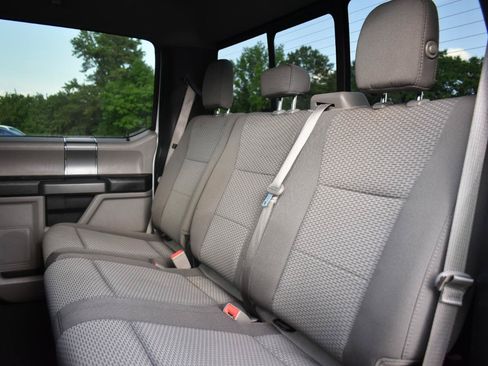Used 2018 Ford F150 XLT w/ Equipment Group 302A Luxury AWD/4WD image 26