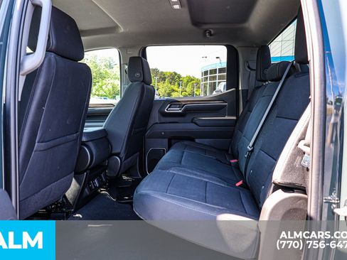 Used 2025 Chevrolet Silverado 1500 LT AWD/4WD image 18