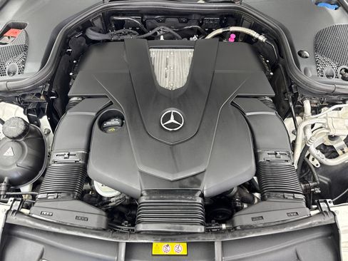 Used 2019 Mercedes-Benz E 450 4MATIC Sedan w/ Premium Package image 54