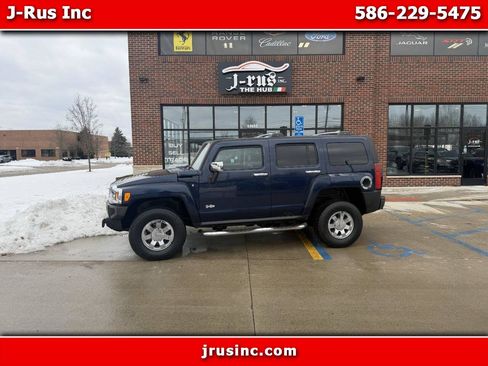 Used 2008 HUMMER H3 Luxury image 1