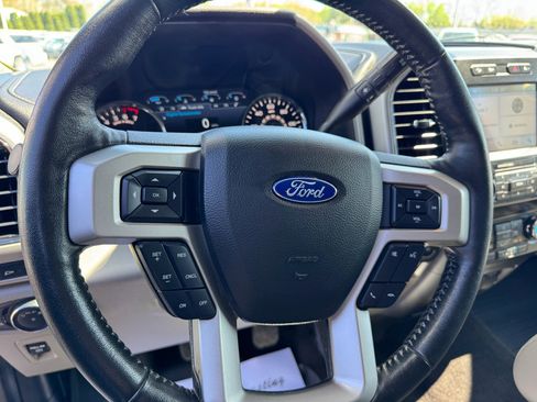 Certified 2019 Ford F150 Lariat AWD/4WD image 34