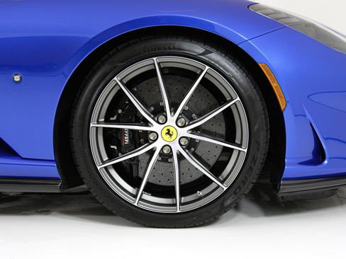 Certified 2022 Ferrari 812 GTS RWD image 61