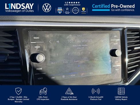 Certified 2022 Volkswagen Atlas SE w/ Panoramic Sunroof Package image 17