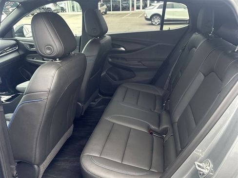 Used 2024 Buick Envista Sport Touring w/ Convenience I Package image 23