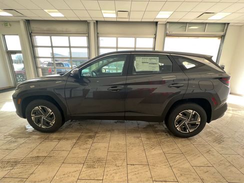 New 2026 Hyundai Tucson Blue SE AWD/4WD image 12