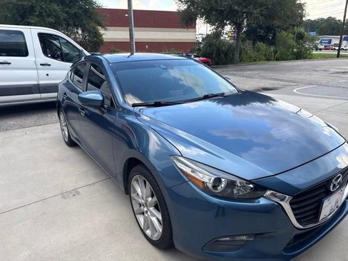 Used 2017 MAZDA MAZDA3 Touring FWD image 1