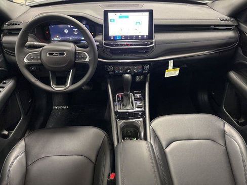 Used 2026 Jeep Compass Limited w/ Sun, Sound & Navigation Group AWD/4WD image 11