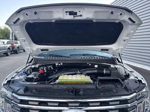 Used 2021 Ford Expedition XLT image 41