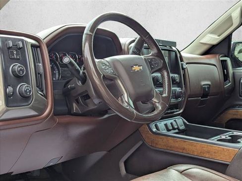 Used 2018 Chevrolet Silverado 1500 High Country AWD/4WD image 9