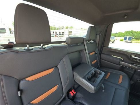 Used 2023 GMC Sierra 2500 AT4 w/ Gooseneck/5TH Wheel Package AWD/4WD image 16