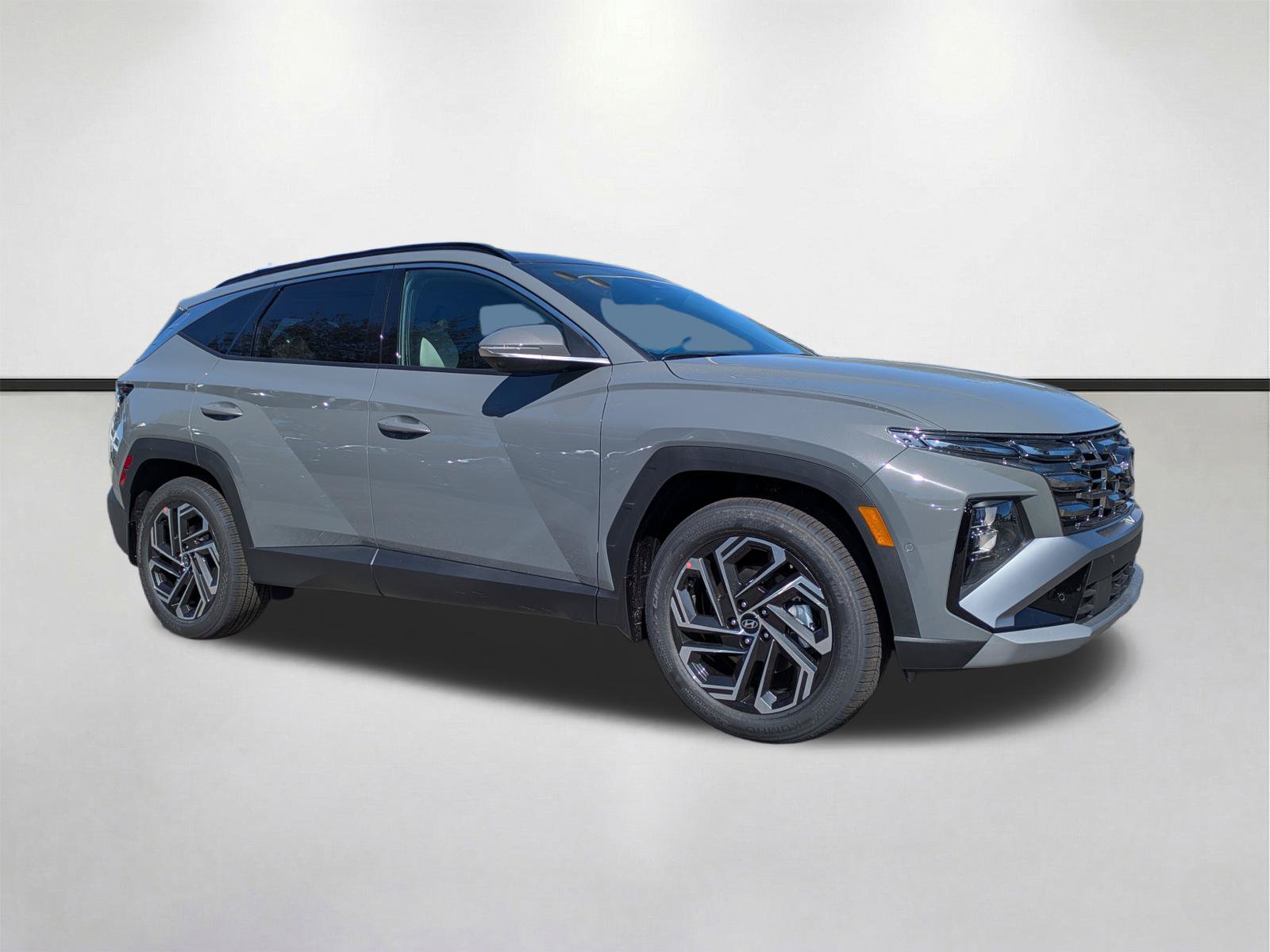 New 2026 Hyundai Tucson Limited FWD image 2