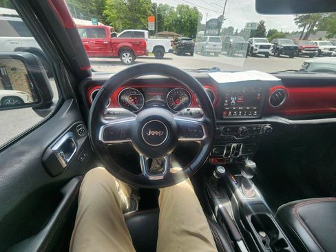 Used 2021 Jeep Wrangler Unlimited Rubicon AWD/4WD image 16