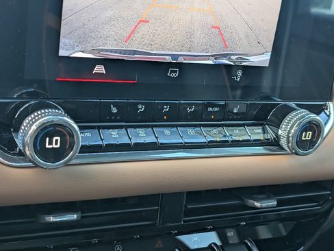 New 2026 GMC Canyon AT4 AWD/4WD image 13