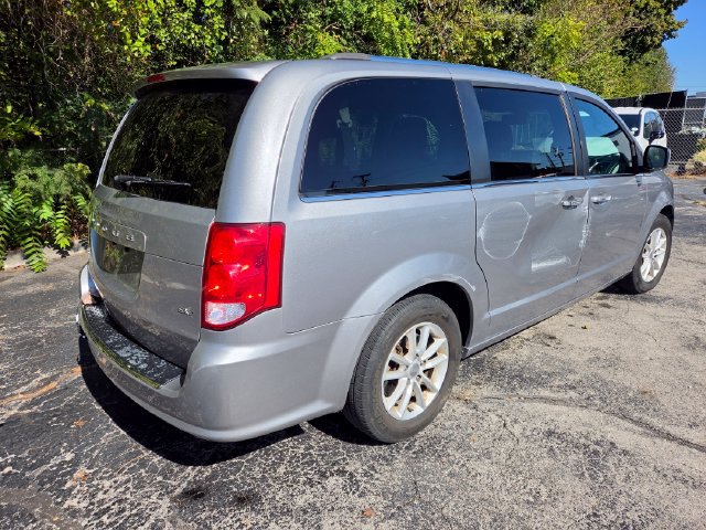 Used 2020 Dodge Grand Caravan SXT FWD image 7