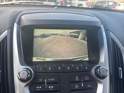 Used 2017 GMC Terrain SLE image 25