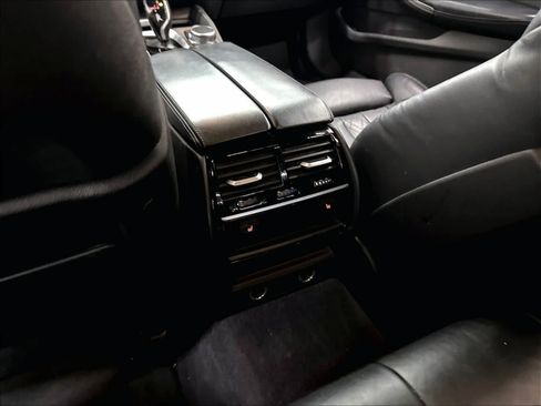 Used 2017 BMW 530i RWD image 36