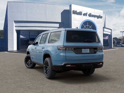New 2026 Jeep Grand Wagoneer Limited AWD/4WD image 3