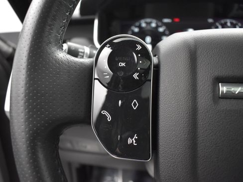 Used 2019 Land Rover Range Rover Sport HSE image 10