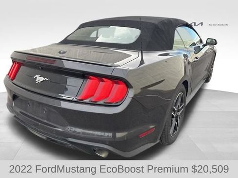 Used 2022 Ford Mustang Premium RWD image 8