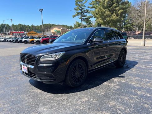 Used 2022 Lincoln Corsair Reserve w/ Equipment Group 201A AWD/4WD image 3