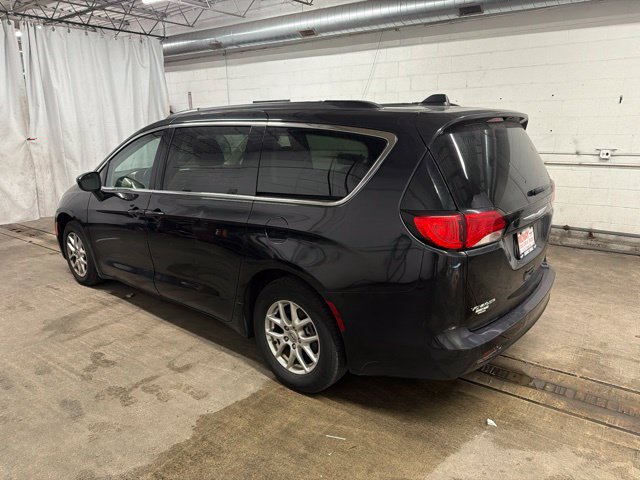 Used 2021 Chrysler Voyager Lxi FWD image 3