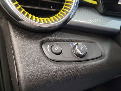 New 2026 Chevrolet Trax LT w/ Driver Confidence Package image 26