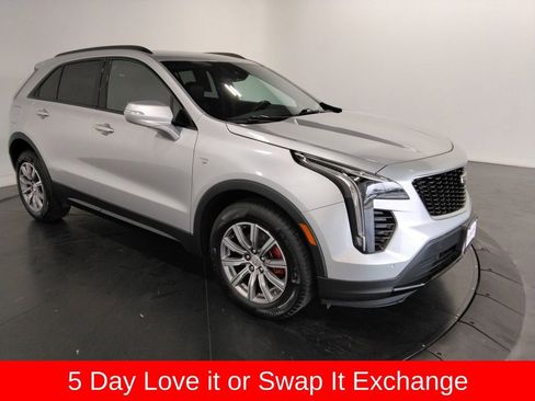 Used 2021 Cadillac XT4 Sport image 3