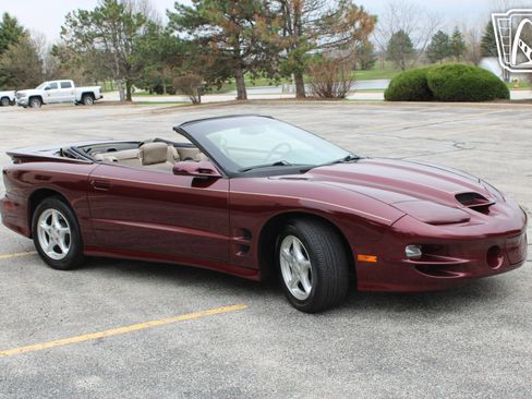 Used 2000 Pontiac Firebird Trans Am RWD image 19