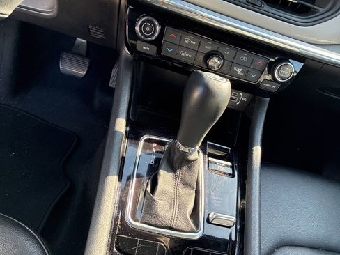 Used 2024 Jeep Compass Limited image 15