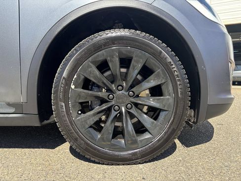 Used 2020 Tesla Model X Long Range AWD/4WD image 9