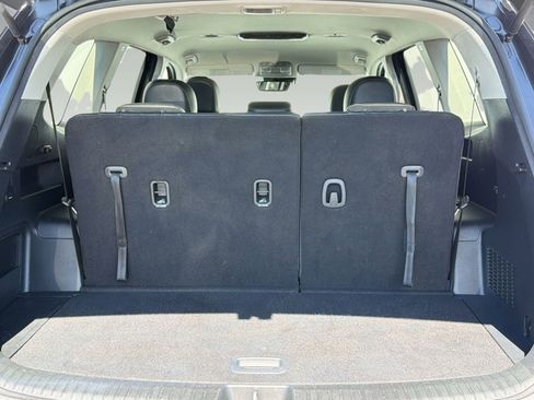 Used 2020 Kia Telluride LX FWD image 29