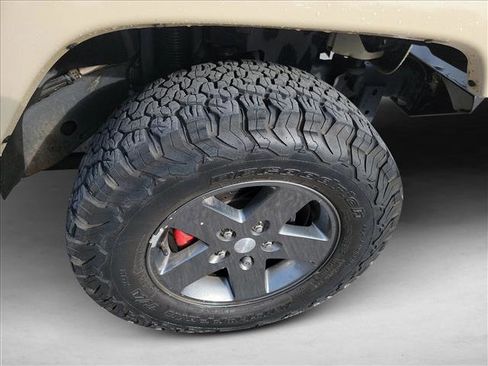 Used 2011 Jeep Wrangler Sport w/ Connectivity Group image 10