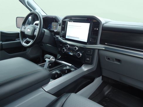 Used 2025 Ford F150 Lariat w/ Bed Utility Package AWD/4WD image 33