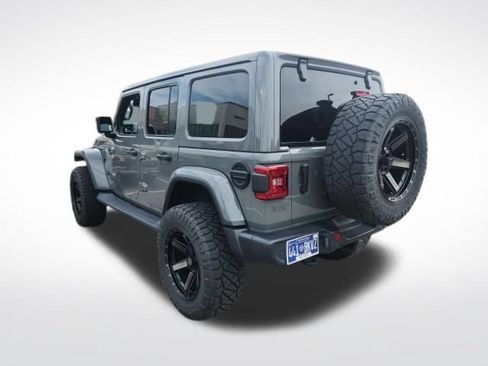 Used 2021 Jeep Wrangler Unlimited Sahara AWD/4WD image 6