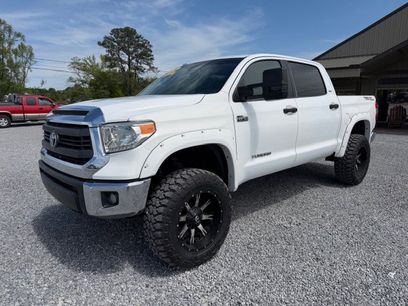 Used 2014 Toyota Tundra SR5 w/ SR5 Upgrade Package