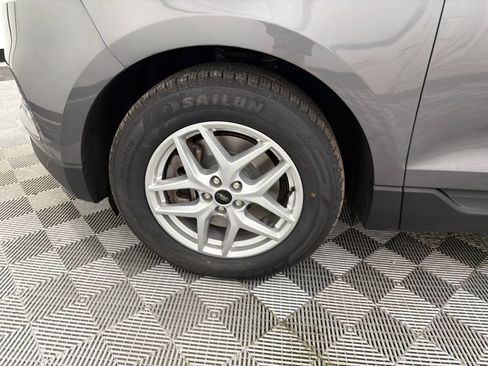 Used 2024 Ford Edge SEL AWD/4WD image 12