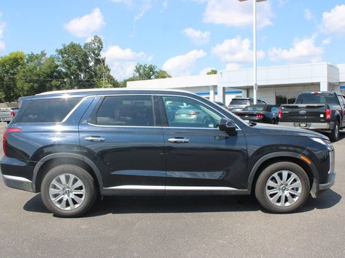 Used 2025 Hyundai Palisade SEL FWD image 11