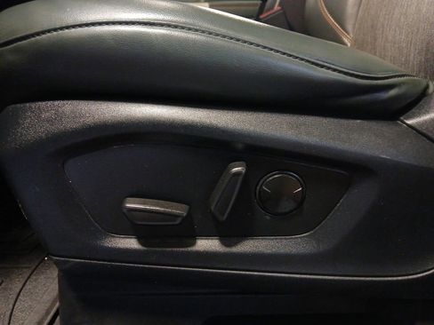 Used 2022 Ford Explorer Timberline image 17