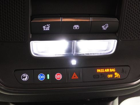 New 2026 Chevrolet Equinox RS w/ Convenience Package III FWD image 27