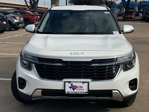 Used 2025 Kia Seltos S image 3