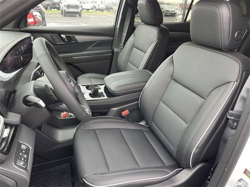 New 2026 Buick Enclave Preferred w/ Power Package image 11