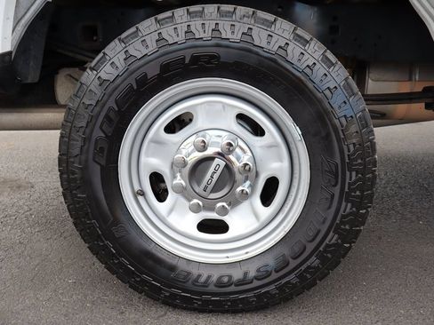 Used 2019 Ford F250 XL w/ Power Equipment Group AWD/4WD image 42