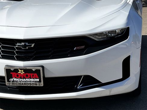 Used 2020 Chevrolet Camaro LT w/ RS Package image 8