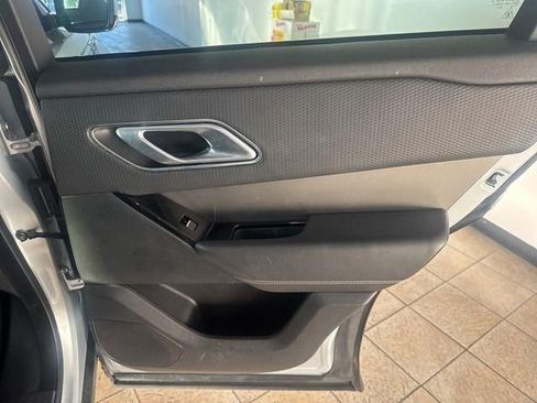 Used 2021 Land Rover Range Rover Velar S image 16