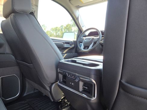 New 2026 GMC Sierra 1500 SLT w/ SLT Premium Plus Package image 28