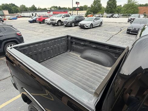 Used 2020 RAM 1500 Laramie AWD/4WD image 12