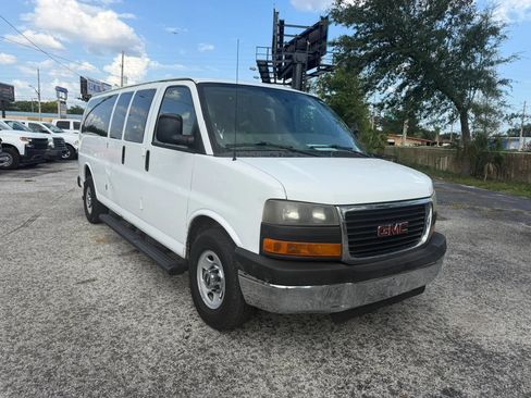 Used 2014 GMC Savana 3500 LT w/ LT Preferred Equipment Group RWD image 3