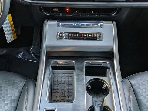 New 2026 Lincoln Aviator 2WD image 17